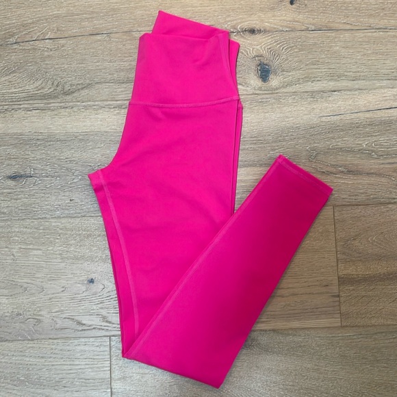 ALO leggings - Picture 1 of 3